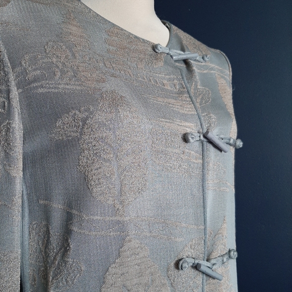 Vintage giorgio armani ladies top - Picture 2 of 8